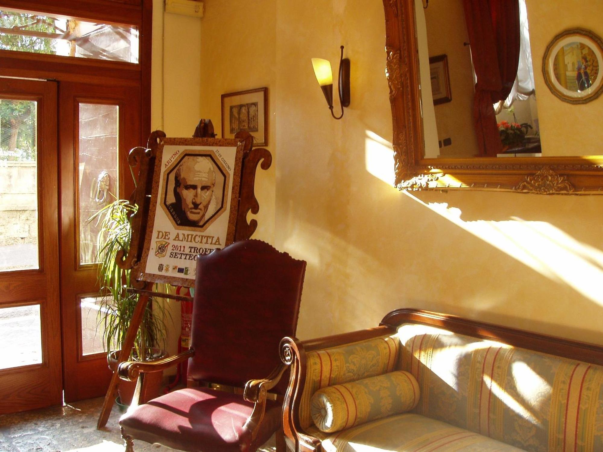 Hotel Il Cavalier D'Arpino Exterior foto
