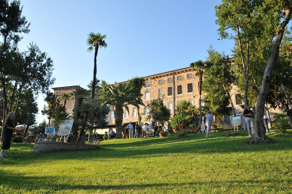 Hotel Il Cavalier D'Arpino Exterior foto